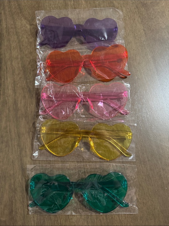 Accessories - Heart-Shaped Sunglasses Pack - Purple, Orange, Yellow Pink, Yellow, Green